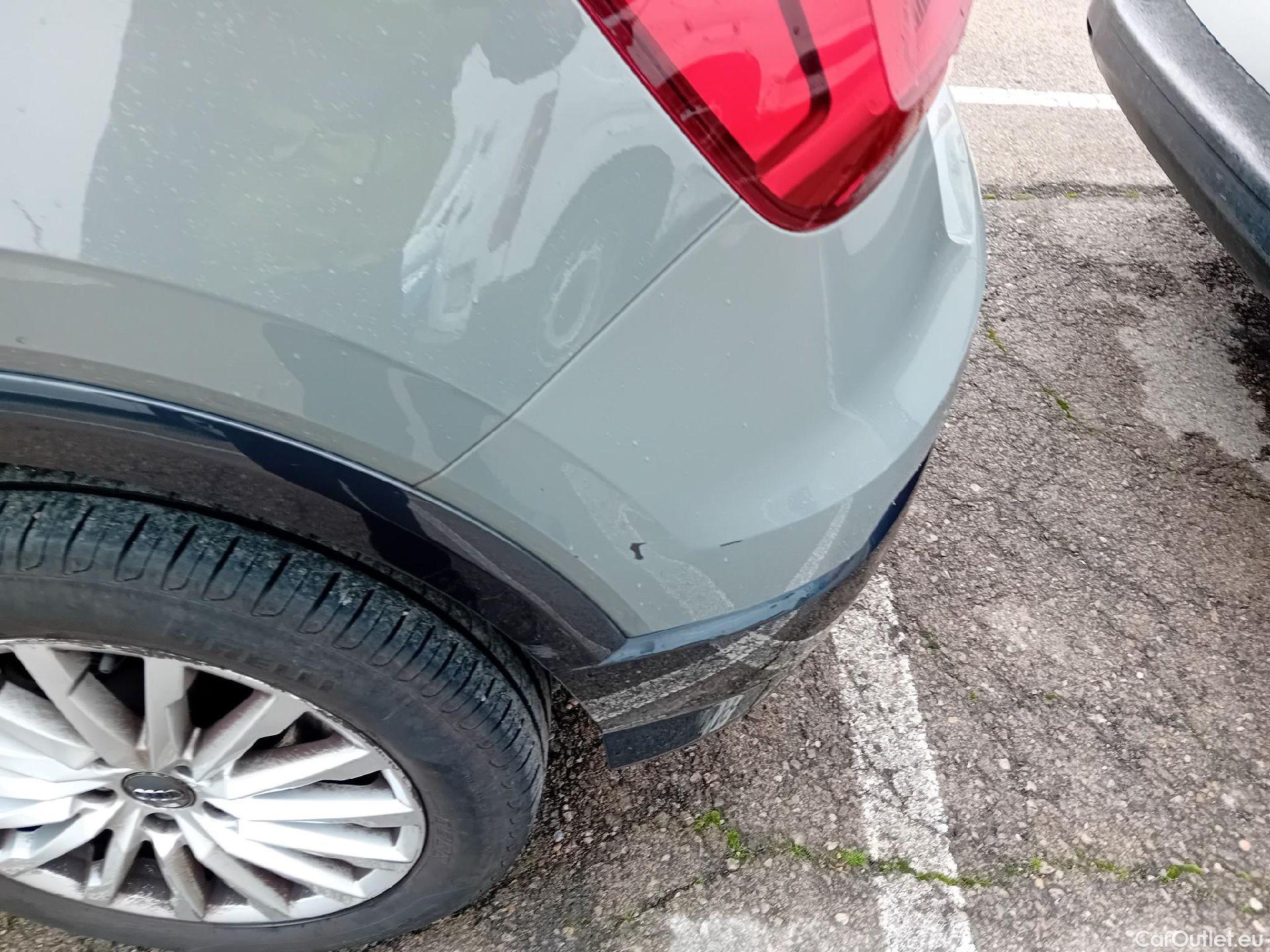  Audi  Q2 AUDI  / 2016 / 5P / todoterreno Design 30 TFSI 85kW (116CV) #25