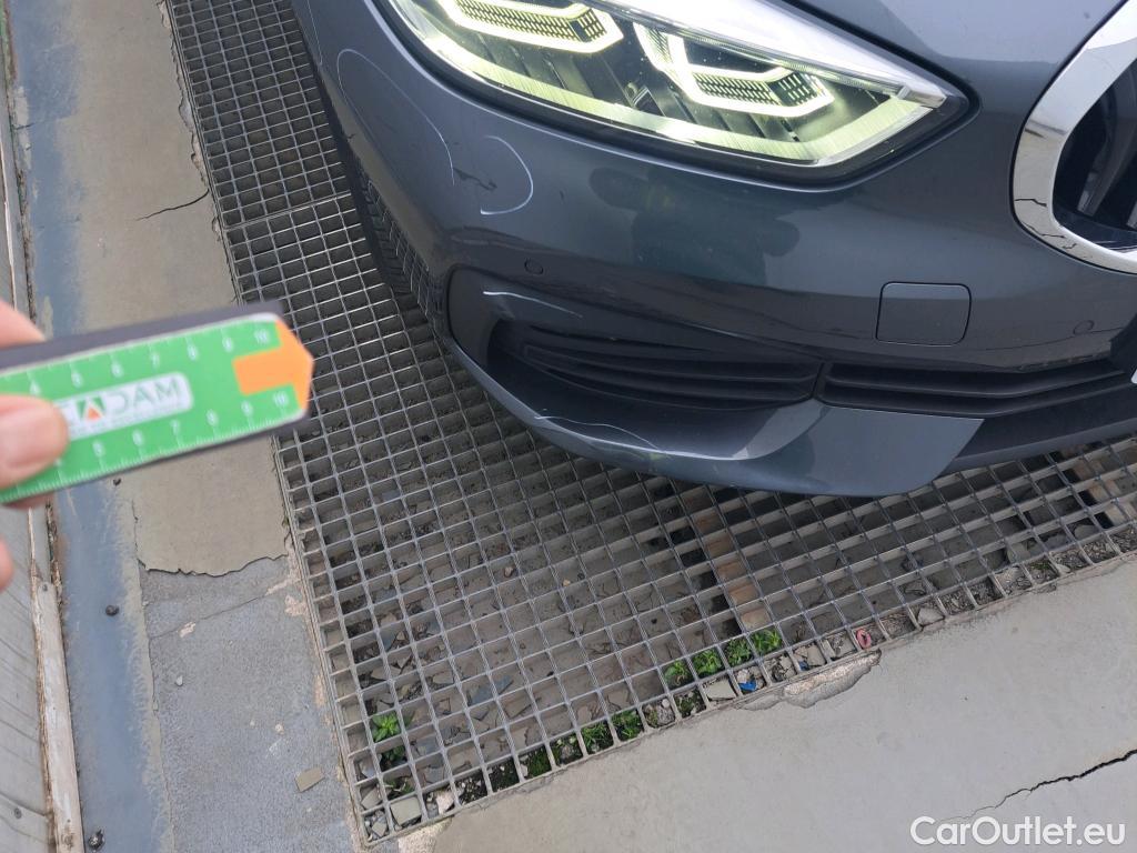  Bmw  Serie 1 BMW  / 2019 / 5P / berlina con portón 118i #39