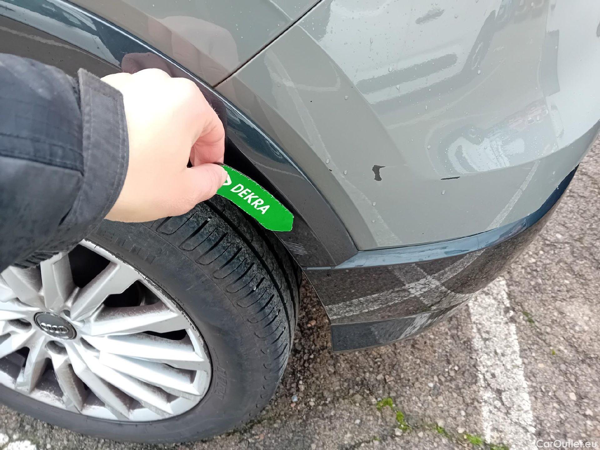  Audi  Q2 AUDI  / 2016 / 5P / todoterreno Design 30 TFSI 85kW (116CV) #28