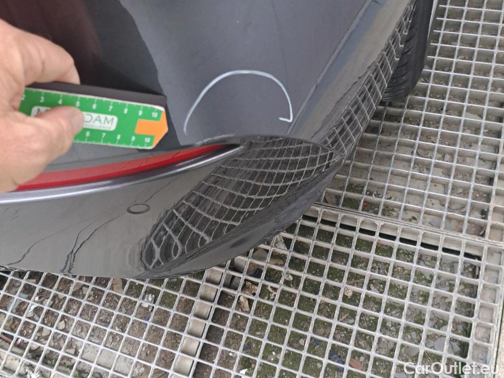  Bmw  Serie 1 BMW  / 2019 / 5P / berlina con portón 118i #21