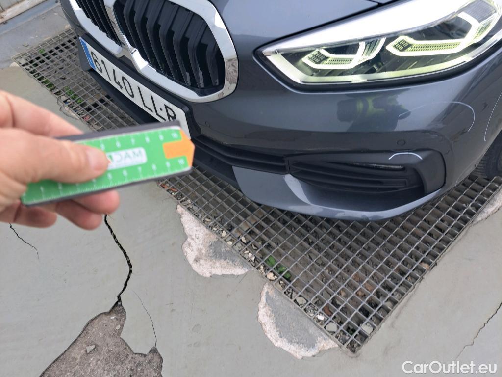  Bmw  Serie 1 BMW  / 2019 / 5P / berlina con portón 118i #37