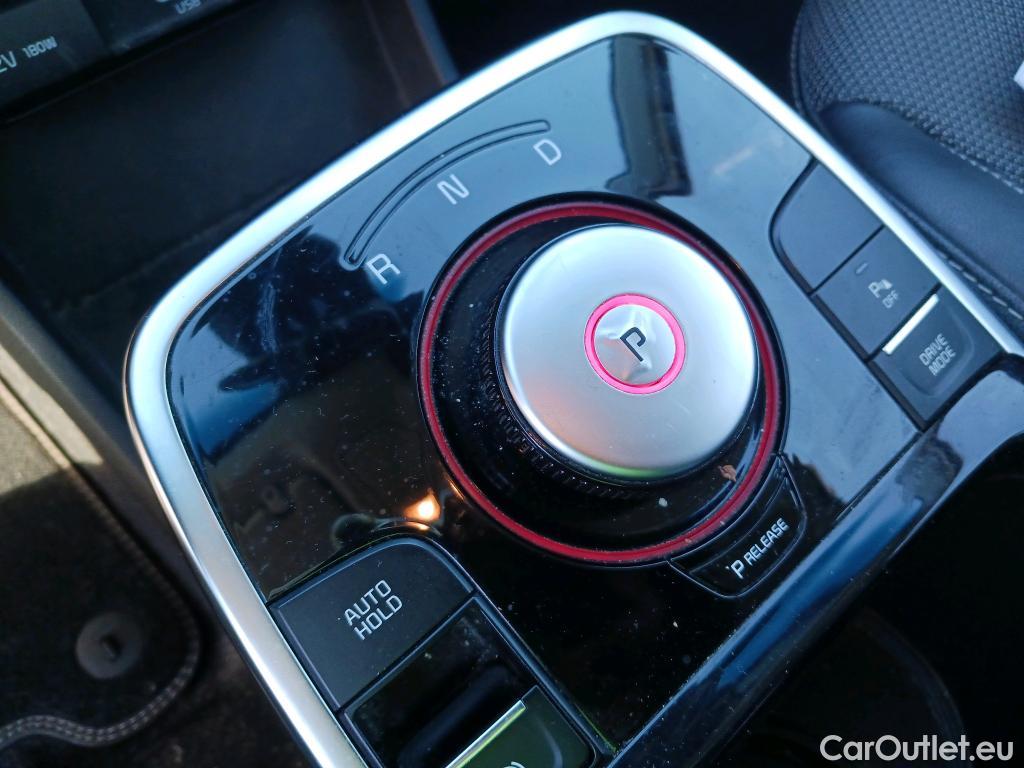  KIA  Niro KIA e- / 2016 / 5P / crossover e- 150kW (204CV) Drive (Long Range) #38