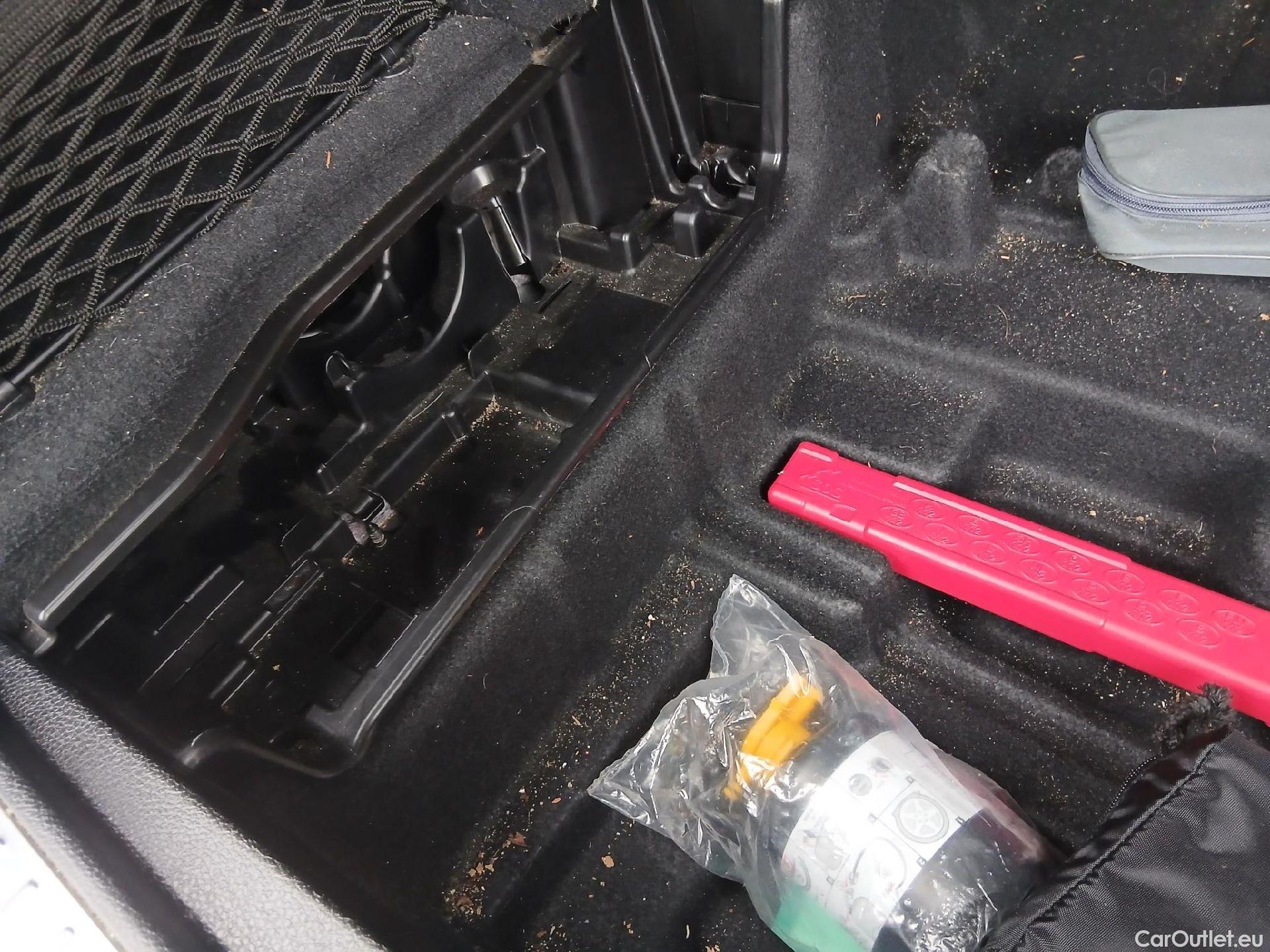  Mercedes  G-Klasee MERCEDES-BENZ Clase GLC / 2019 / 5P / todoterreno GLC 200 d 4MATIC #1