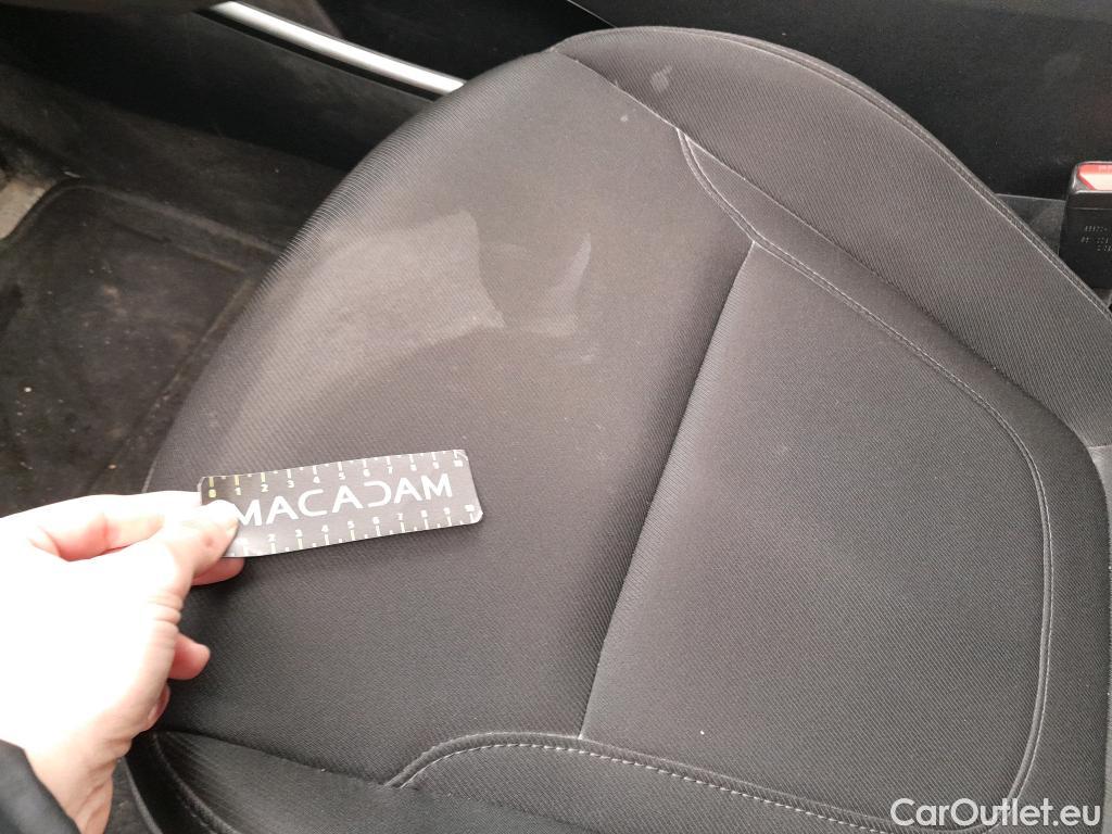  Hyundai  Tucson HYUNDAI  / 2020 / 5P / todoterreno 1.6 TGDI 169kW HEV Maxx Auto S/Cable Re. #19