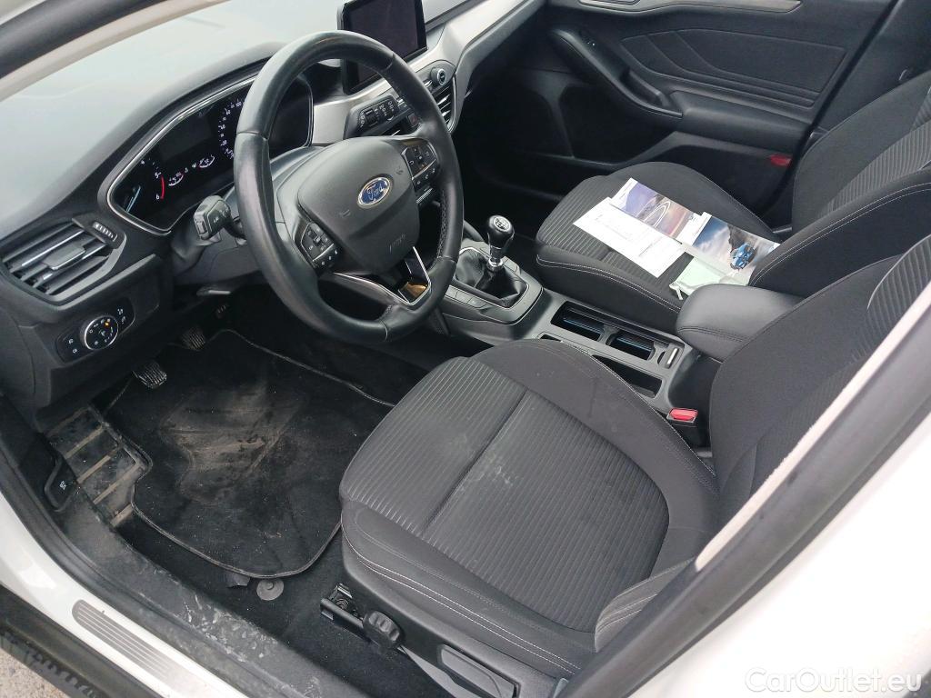  Ford  Focus FORD  / 2018 / 5P / familiar 1.5 Ecoblue 88kW Titanium SB #3