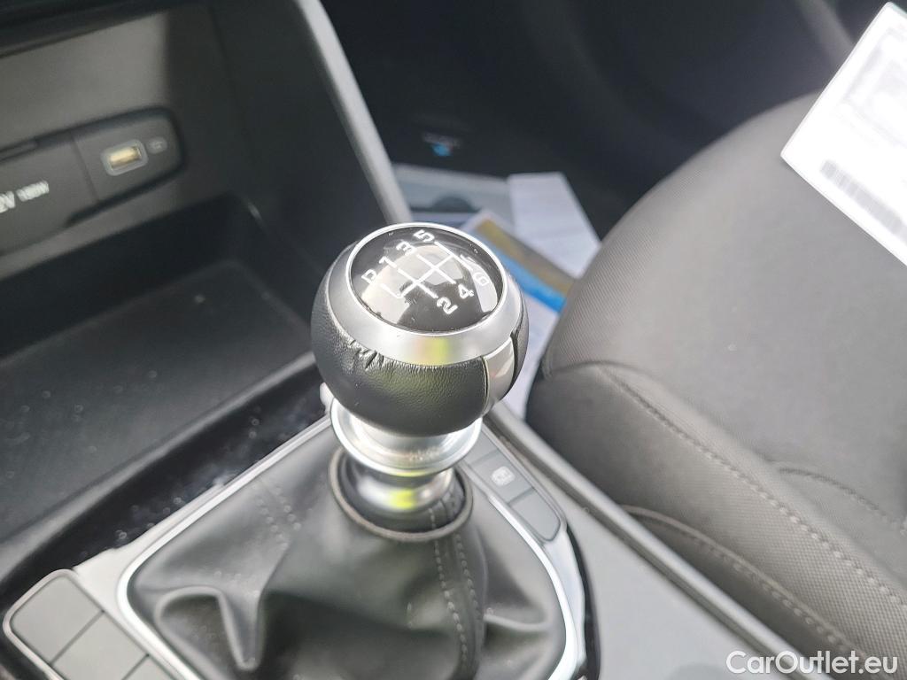  Hyundai  Tucson HYUNDAI  / 2020 / 5P / todoterreno 1.6 CRDI 85kW (115CV) Klass #3