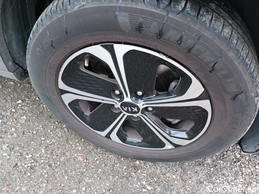  KIA  XCeed KIA  1.6 GDi PHEV 104kW (141CV) eDrive (AC) #43