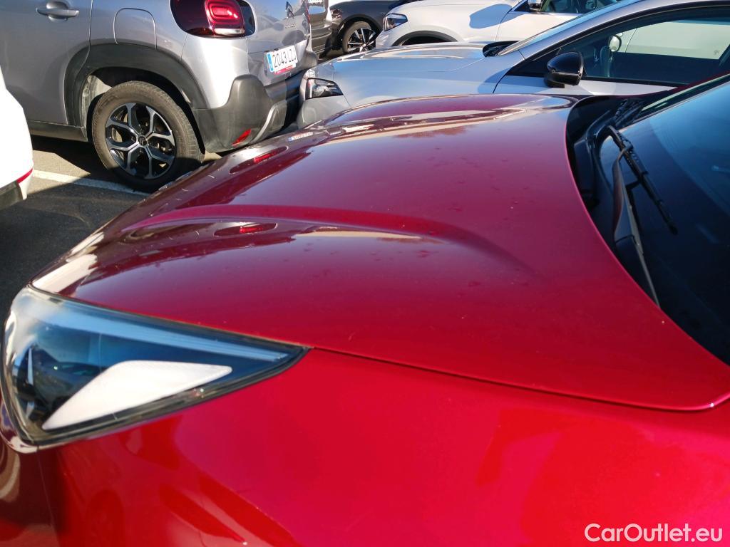  KIA  Niro KIA e- / 2016 / 5P / crossover e- 150kW (204CV) Drive (Long Range) #3