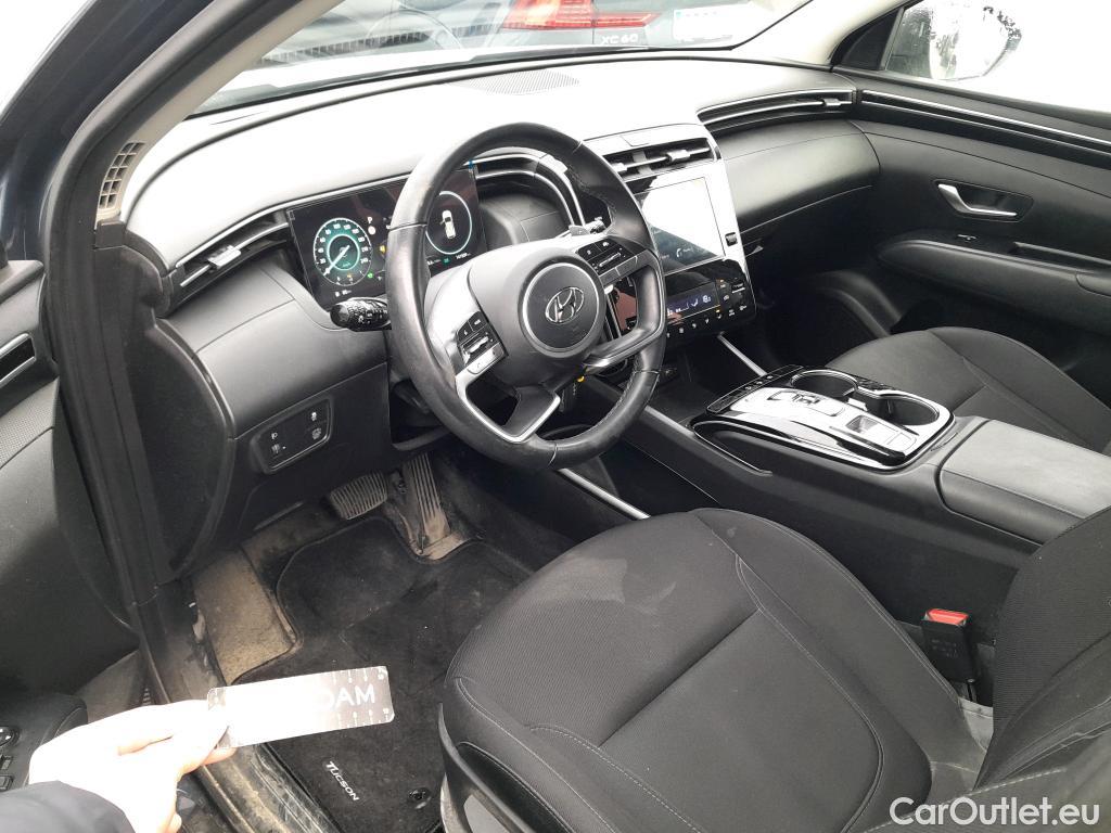  Hyundai  Tucson HYUNDAI  / 2020 / 5P / todoterreno 1.6 TGDI 169kW HEV Maxx Auto S/Cable Re. #18