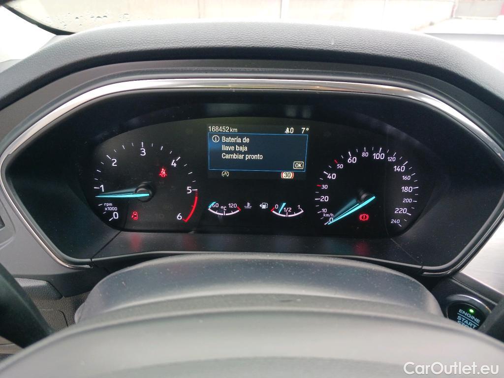  Ford  Focus FORD  / 2018 / 5P / familiar 1.5 Ecoblue 88kW Titanium SB #18