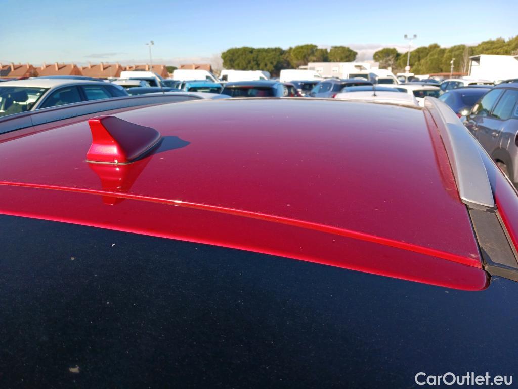  KIA  Niro KIA e- / 2016 / 5P / crossover e- 150kW (204CV) Drive (Long Range) #1