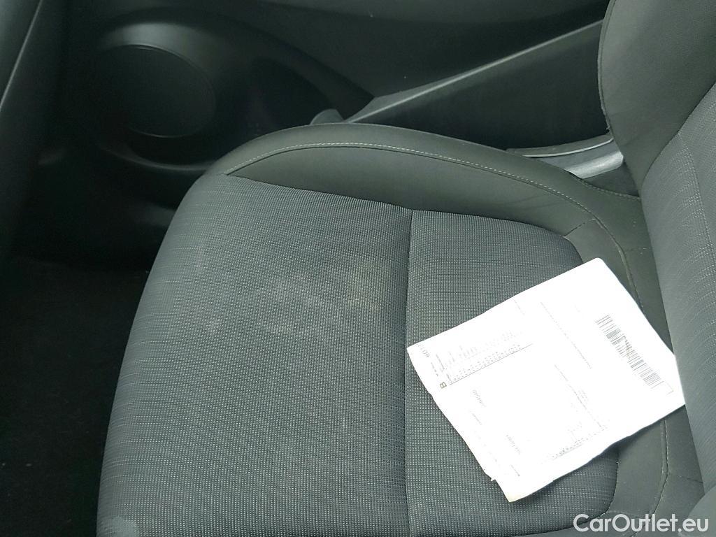  Hyundai  Konna HYUNDAI Kona / 2020 / 5P / todoterreno 1.6 GDI HEV Maxx DCT #30