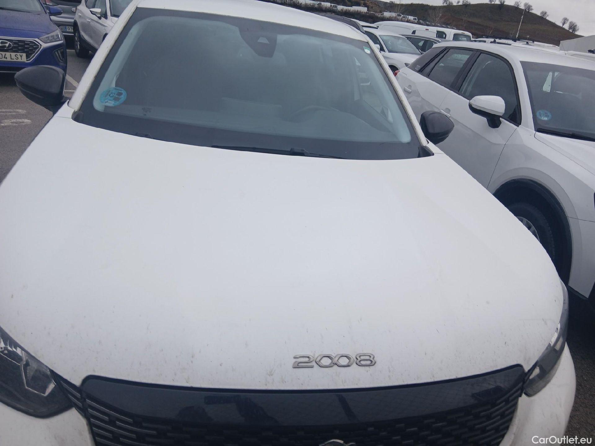  Peugeot  2008 PEUGEOT  / 2019 / 5P / todoterreno Allure BlueHDI 81kW (110CV) #5