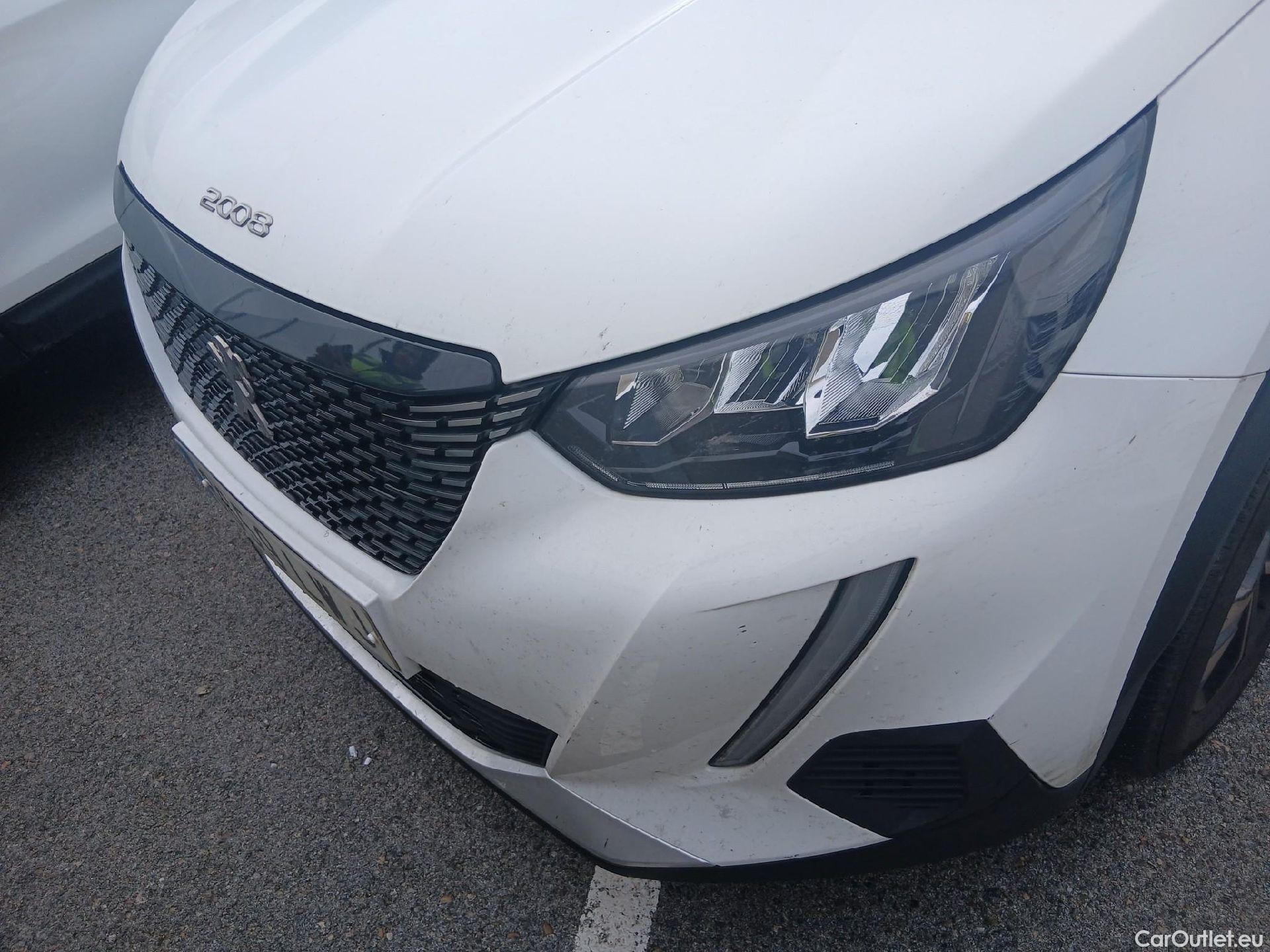  Peugeot  2008 PEUGEOT  / 2019 / 5P / todoterreno Allure BlueHDI 81kW (110CV) #5