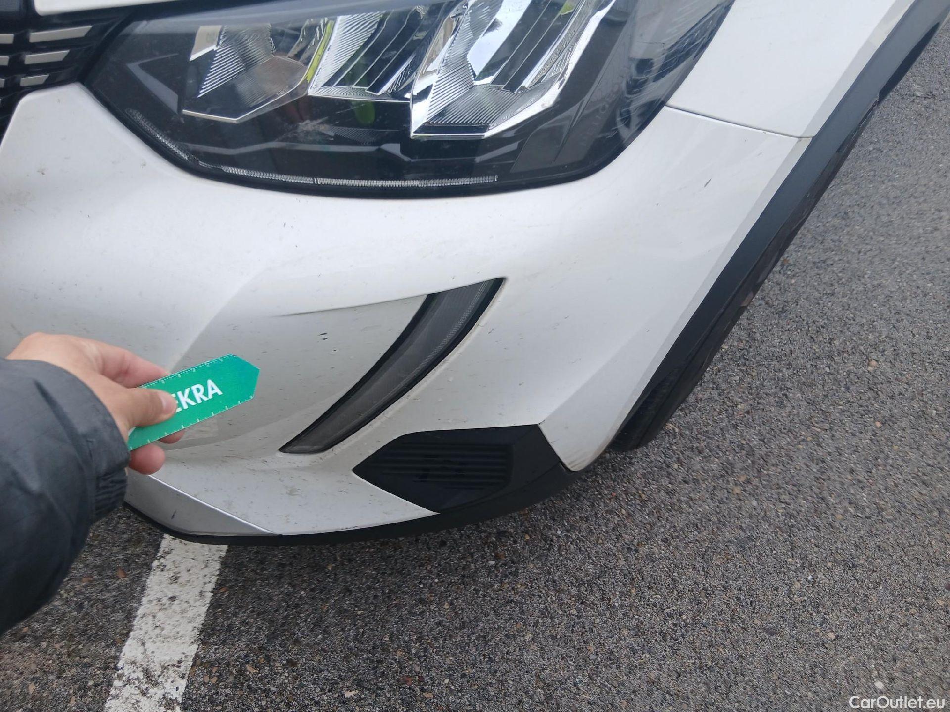  Peugeot  2008 PEUGEOT  / 2019 / 5P / todoterreno Allure BlueHDI 81kW (110CV) #6