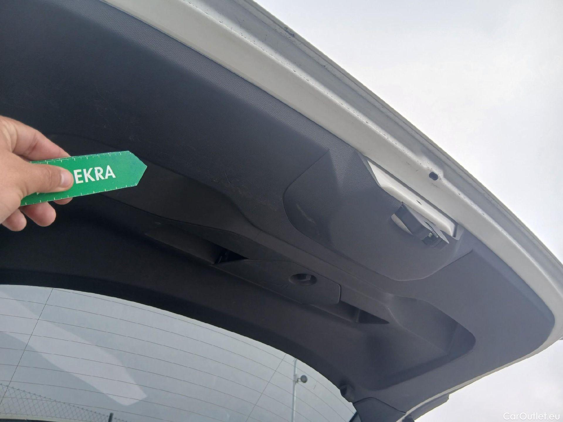  Peugeot  2008 PEUGEOT  / 2019 / 5P / todoterreno Allure BlueHDI 81kW (110CV) #1