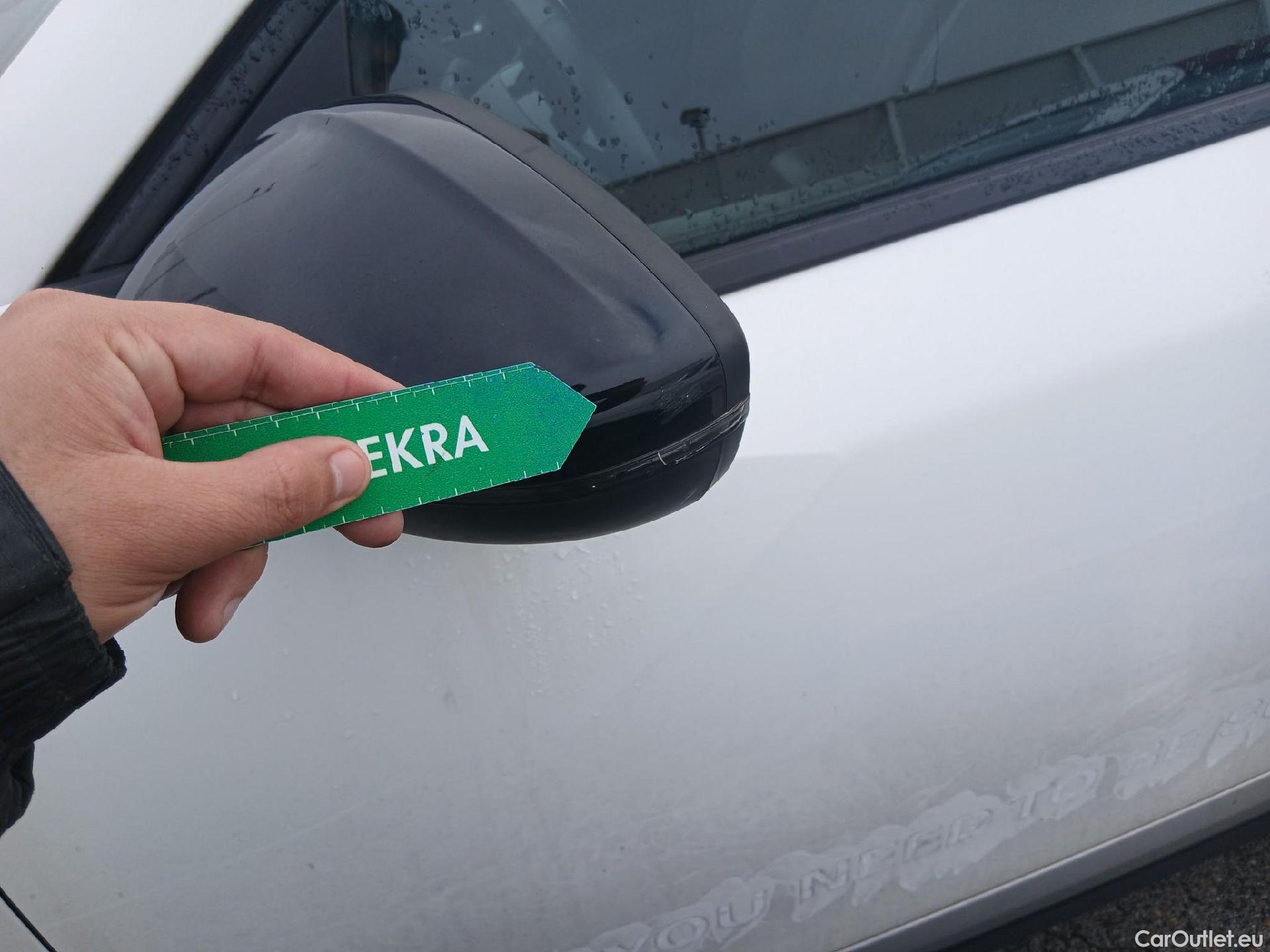  Peugeot  2008 PEUGEOT  / 2019 / 5P / todoterreno Allure BlueHDI 81kW (110CV) #12