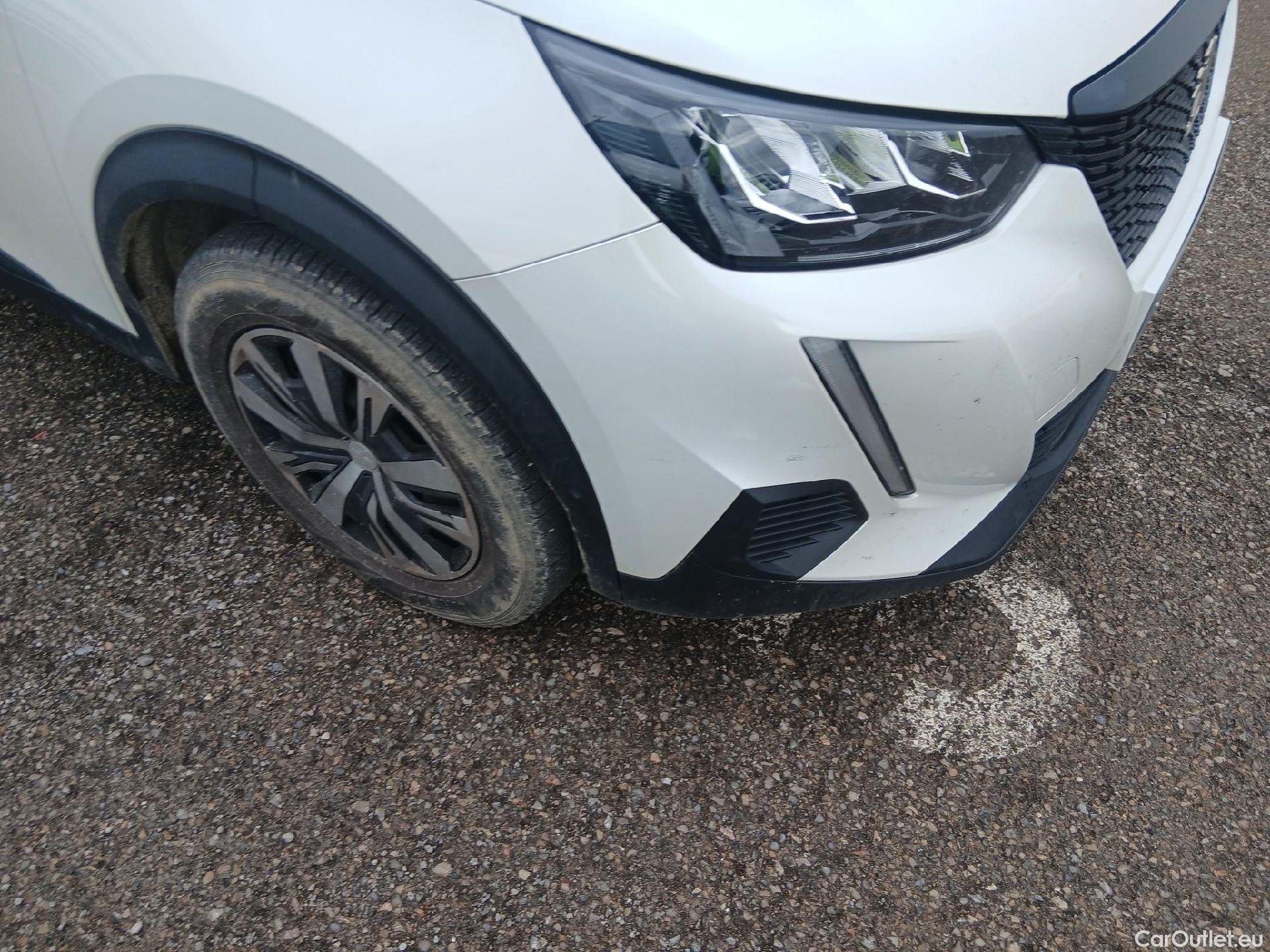  Peugeot  2008 PEUGEOT  / 2019 / 5P / todoterreno Active Pack Puretech 100 S&S BVM6 #2