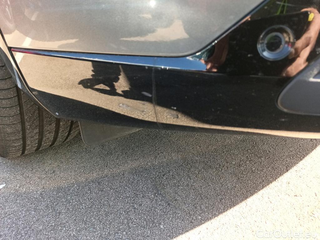  Renault  Austral  Techno 1.2 E-TECH Hybrid 200CV ATV 6E #16