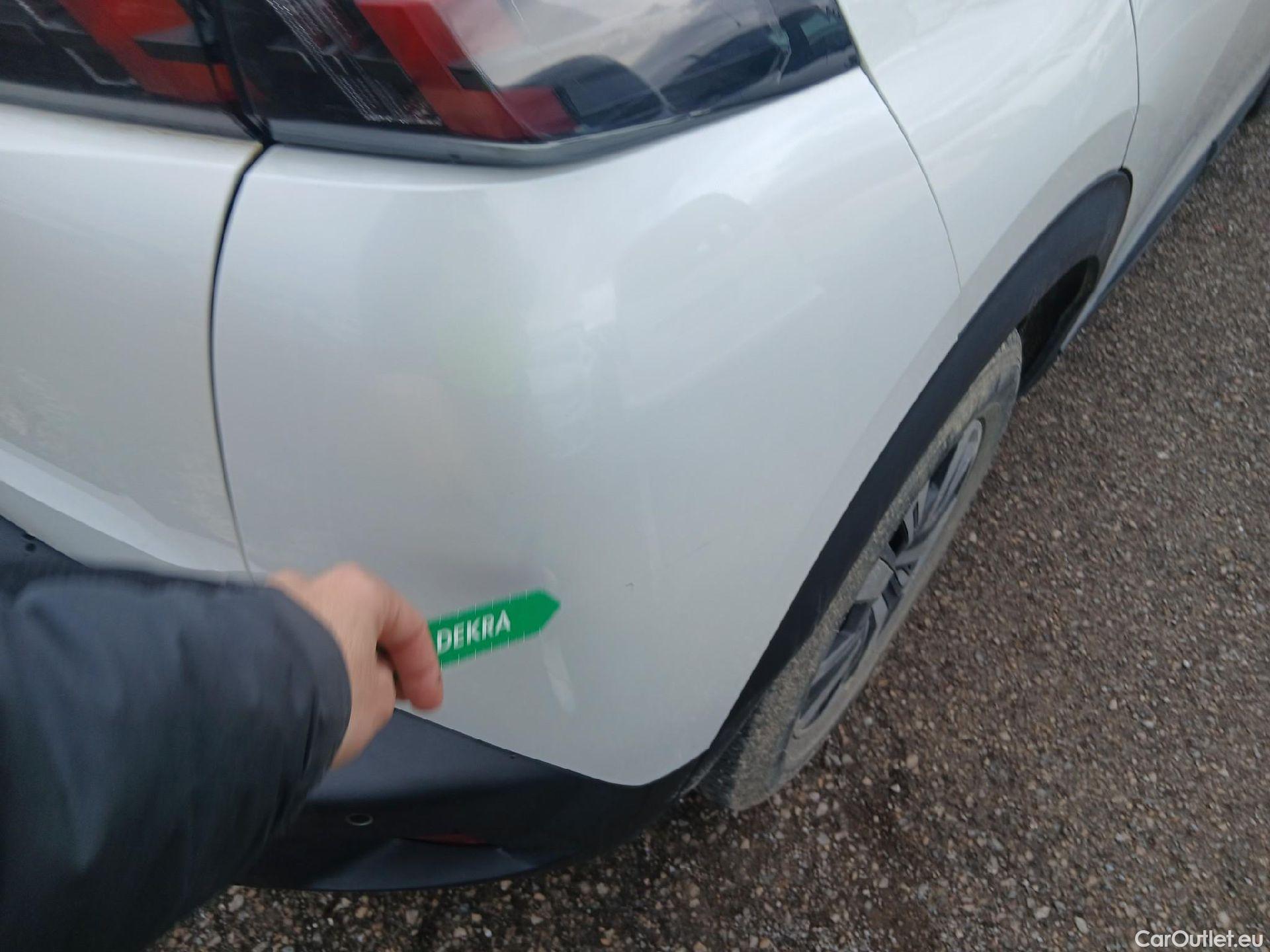  Peugeot  2008 PEUGEOT  / 2019 / 5P / todoterreno Active Pack Puretech 100 S&S BVM6 #12