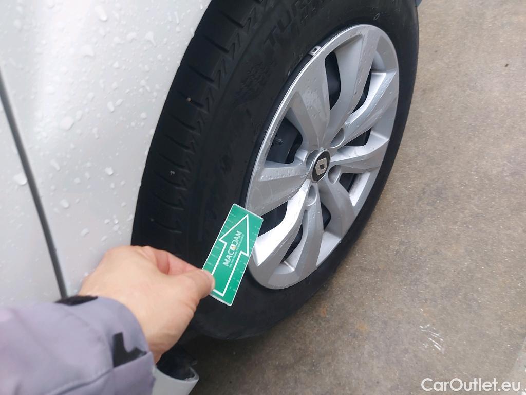  Renault  Clio RENAULT  / 2019 / 5P / berlina con portón Business Blue dCi 74kW (100CV) #21