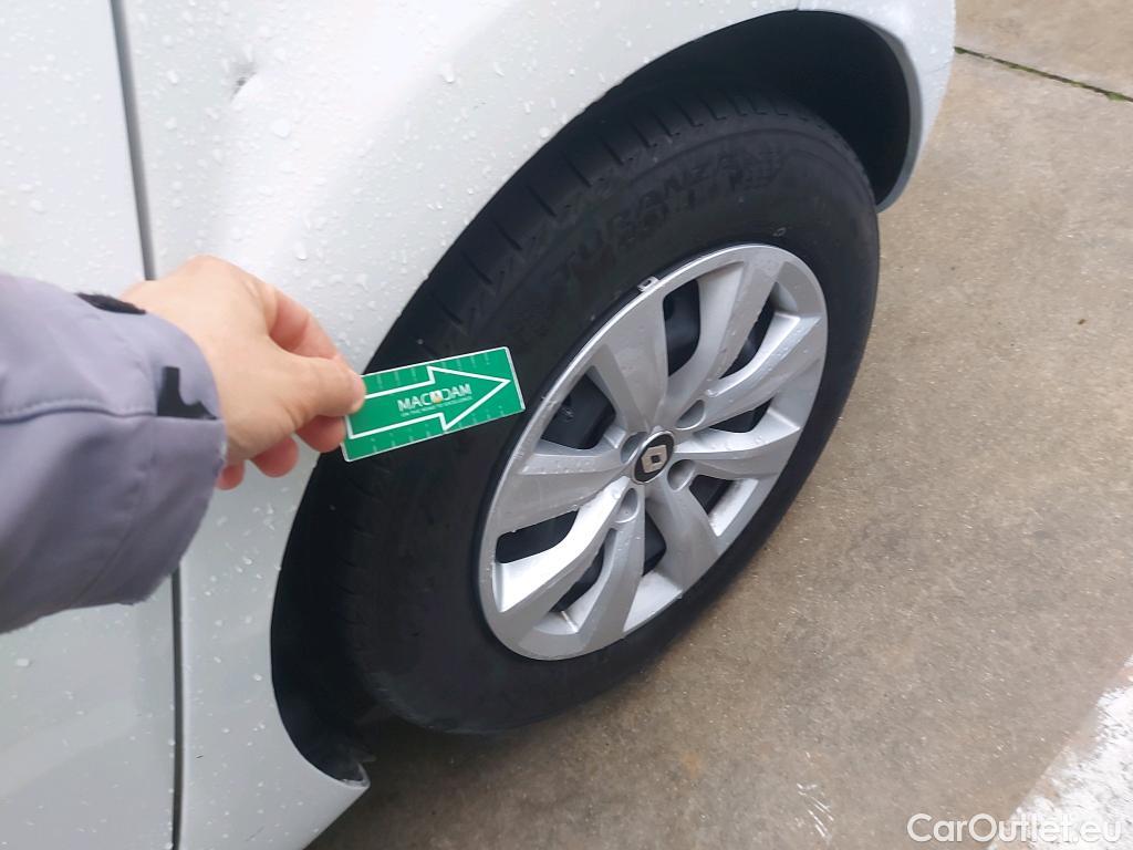  Renault  Clio RENAULT  / 2019 / 5P / berlina con portón Business Blue dCi 74kW (100CV) #20