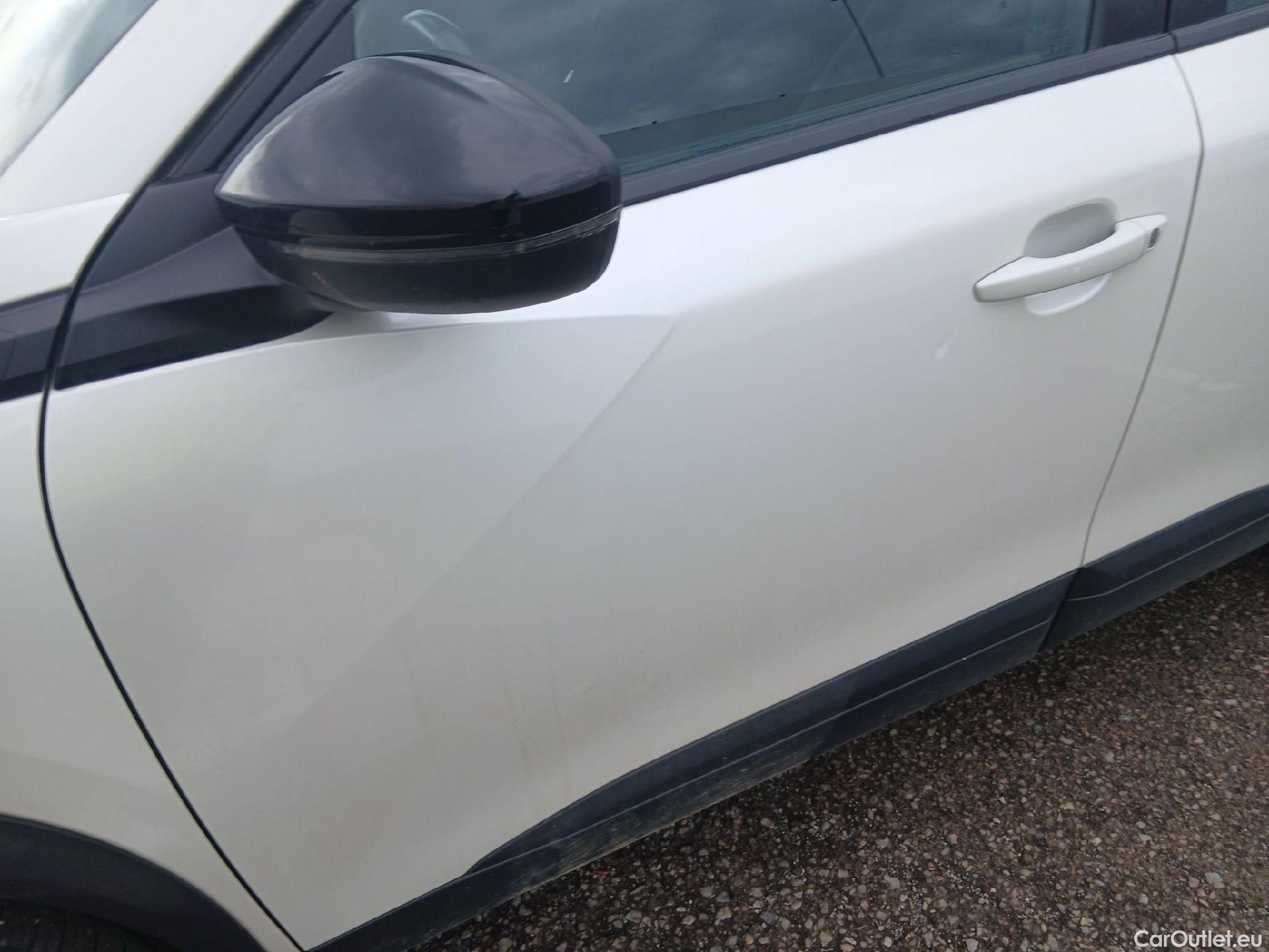  Peugeot  2008 PEUGEOT  / 2019 / 5P / todoterreno Active Pack Puretech 100 S&S BVM6 #3