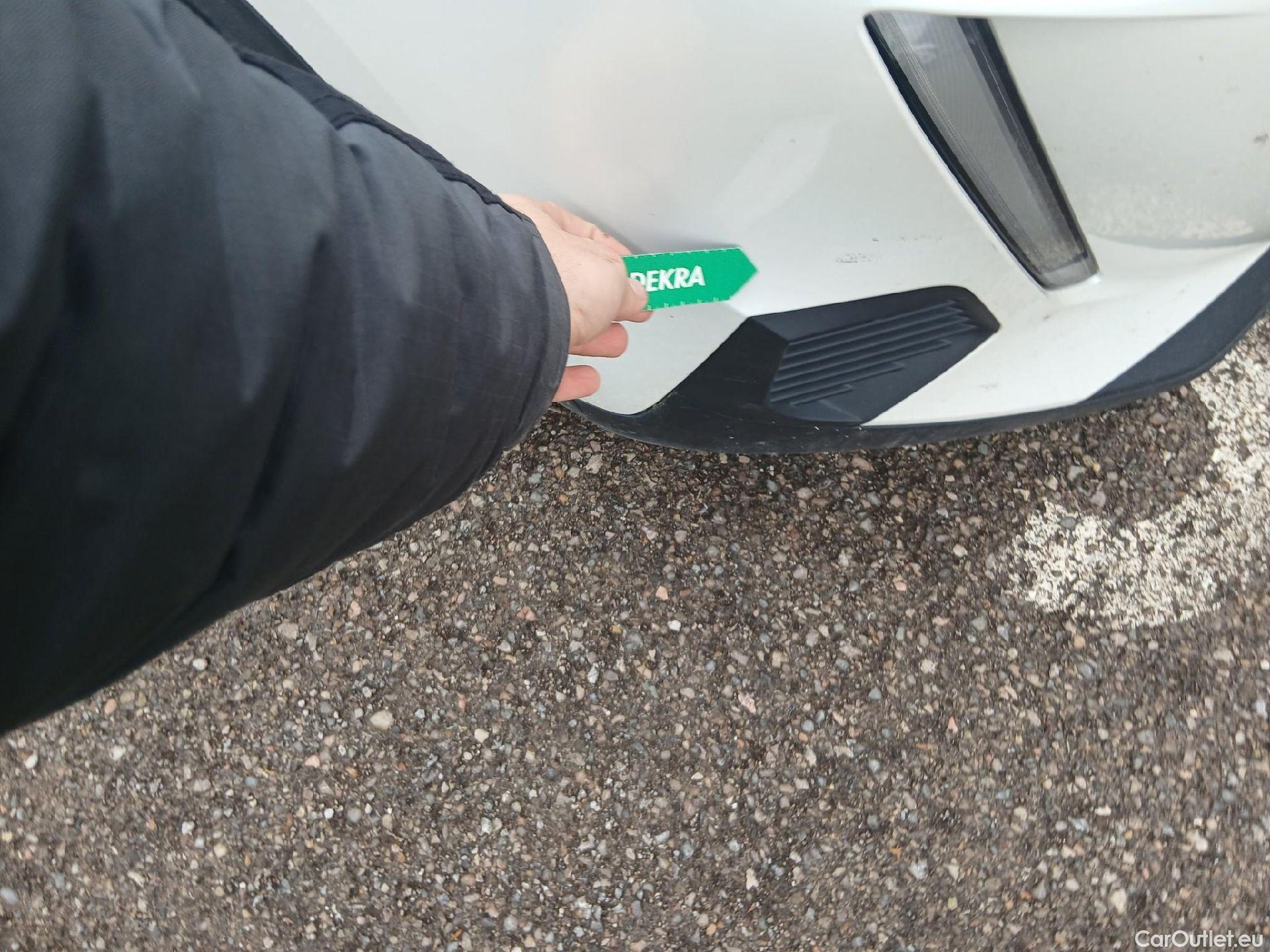  Peugeot  2008 PEUGEOT  / 2019 / 5P / todoterreno Active Pack Puretech 100 S&S BVM6 #1