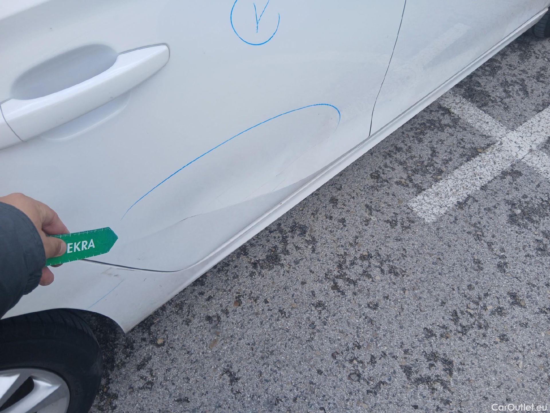  Opel  Corsa OPEL  1.2T XHL 74kW (100CV) Elegance #24