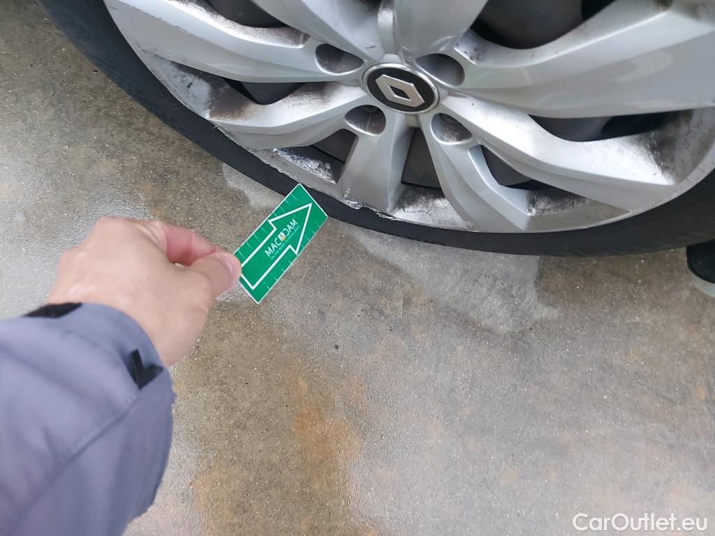  Renault  Clio RENAULT  / 2019 / 5P / berlina con portón Business Blue dCi 74kW (100CV) #23