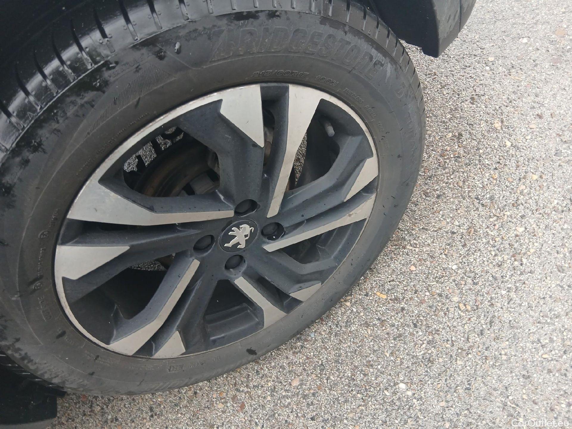  Peugeot  2008 PEUGEOT  / 2019 / 5P / todoterreno Allure BlueHDI 81kW (110CV) #12