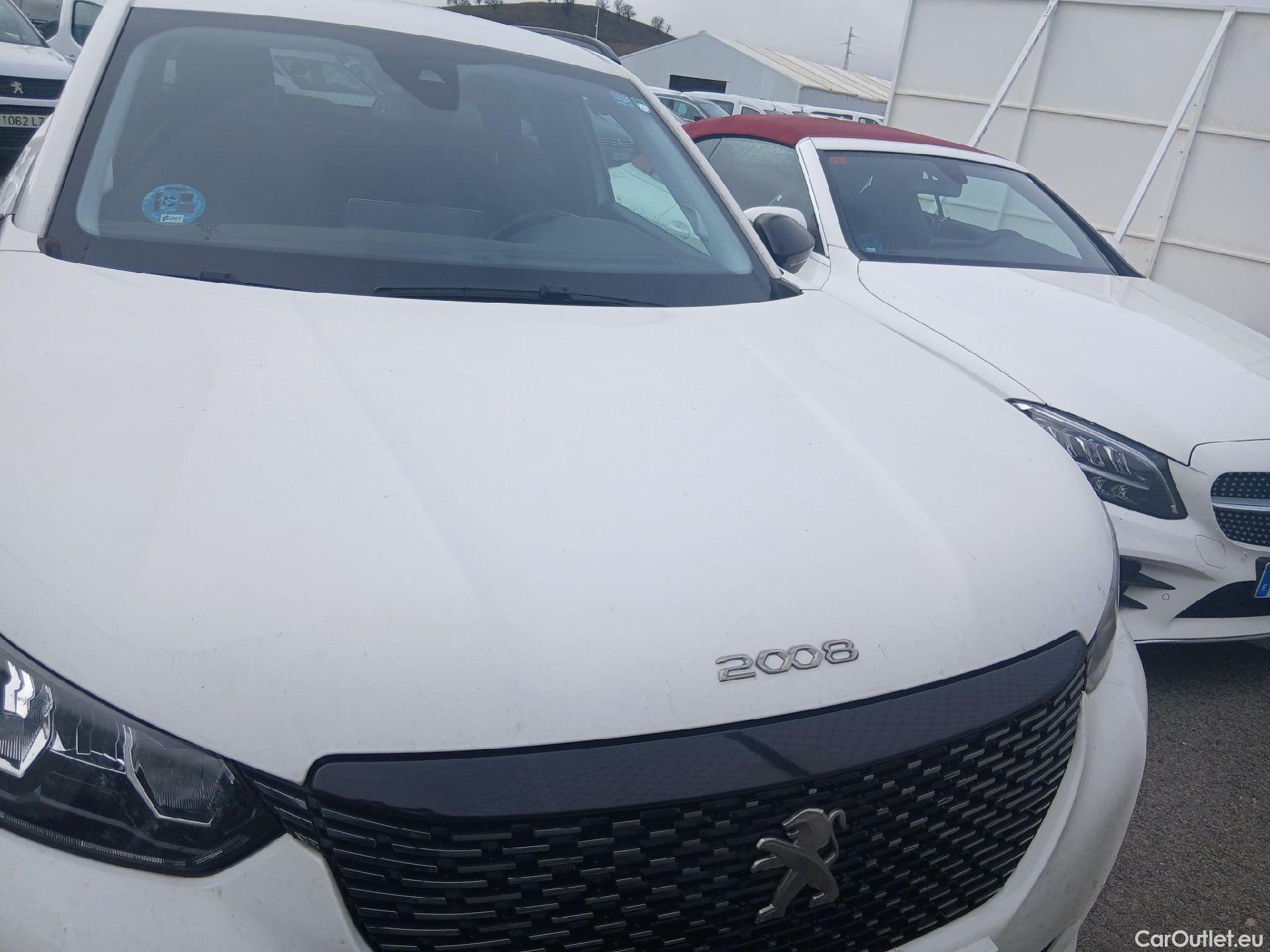  Peugeot  2008 PEUGEOT  / 2019 / 5P / todoterreno Allure BlueHDI 81kW (110CV) #7