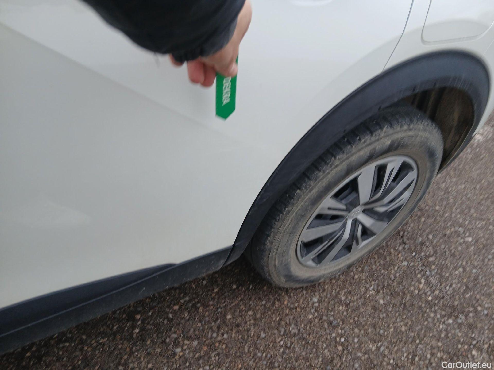  Peugeot  2008 PEUGEOT  / 2019 / 5P / todoterreno Active Pack Puretech 100 S&S BVM6 #6