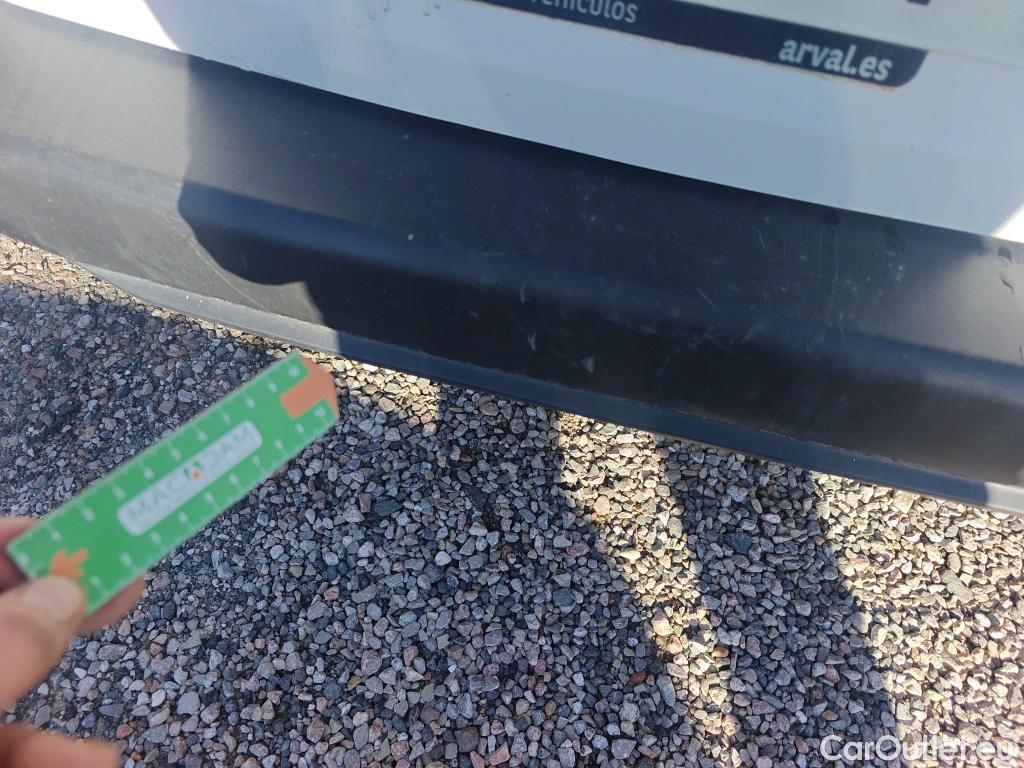  Citroen  Berlingo CITROEN  / 2018 / 4P / monovolumen compacto Talla M BlueHDi 100 S&S LIVE PACK #18