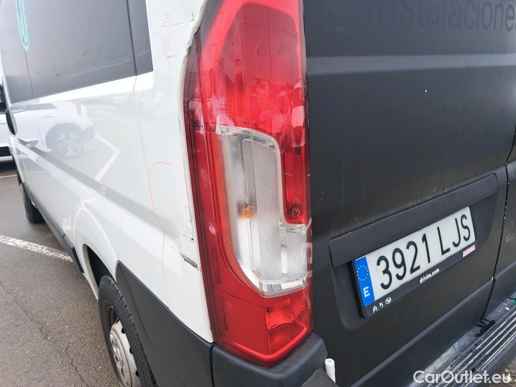  Citroen  Jumper CITROEN  / 2014 / 4P / furgón BlueHDi 103KW (140CV) Furgón 35L2H2 #1