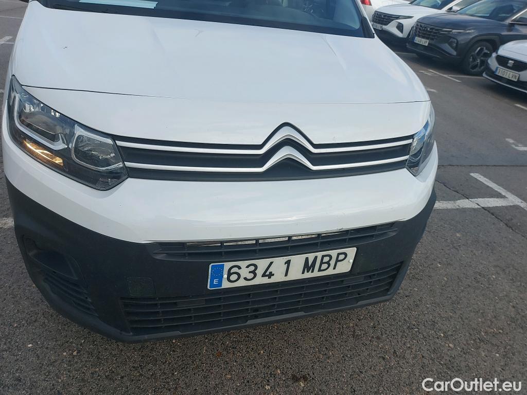  Citroen  Berlingo CITROEN  / 2018 / 4P / monovolumen compacto Talla M BlueHDi 100 S&S LIVE PACK #16
