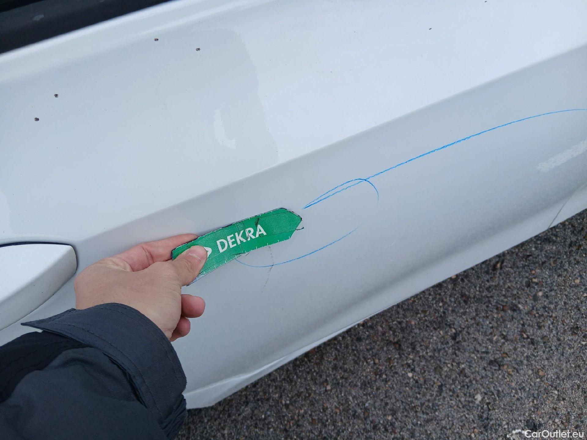  Volkswagen  Golf  VOLKSWAGEN / 2020 / 5P / berlina con portón 2.0 TDI 85kW (115CV) #38