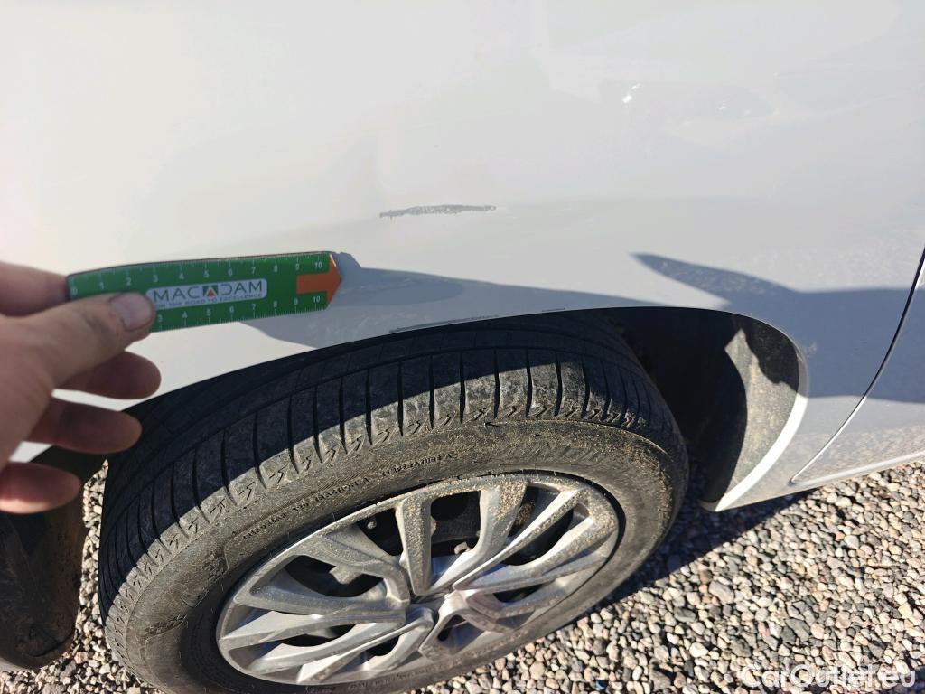  Citroen  Berlingo CITROEN  / 2018 / 4P / monovolumen compacto Talla M BlueHDi 100 S&S LIVE PACK #3