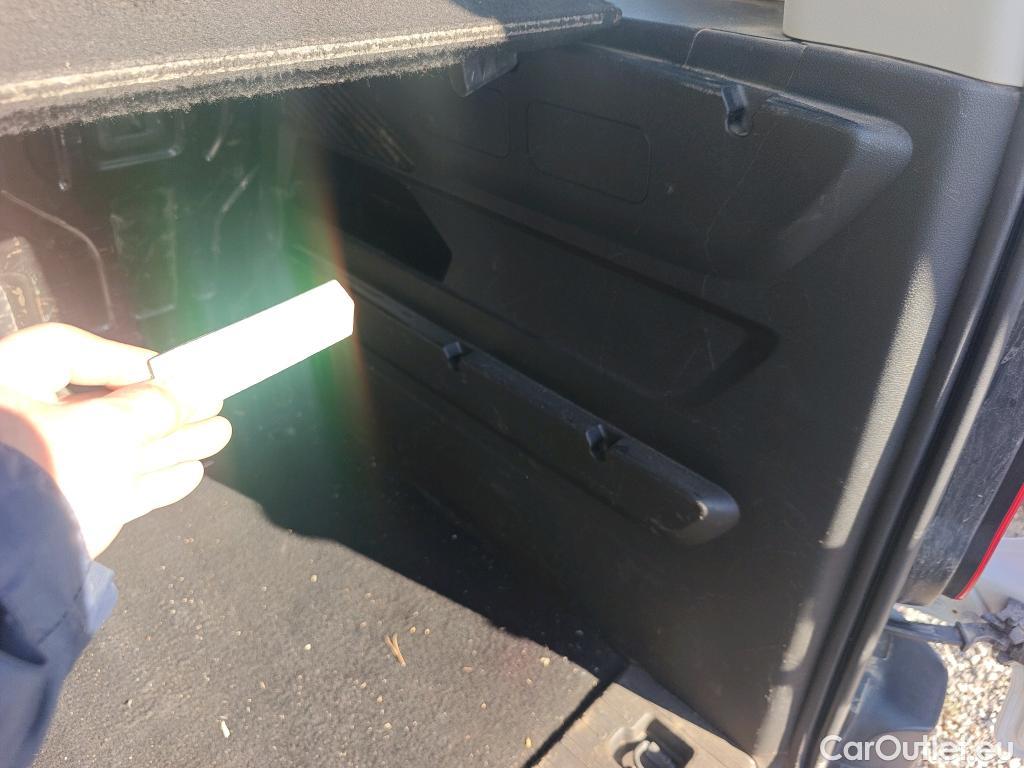  Citroen  Berlingo CITROEN  / 2018 / 4P / monovolumen compacto Talla M BlueHDi 100 S&S LIVE PACK #34