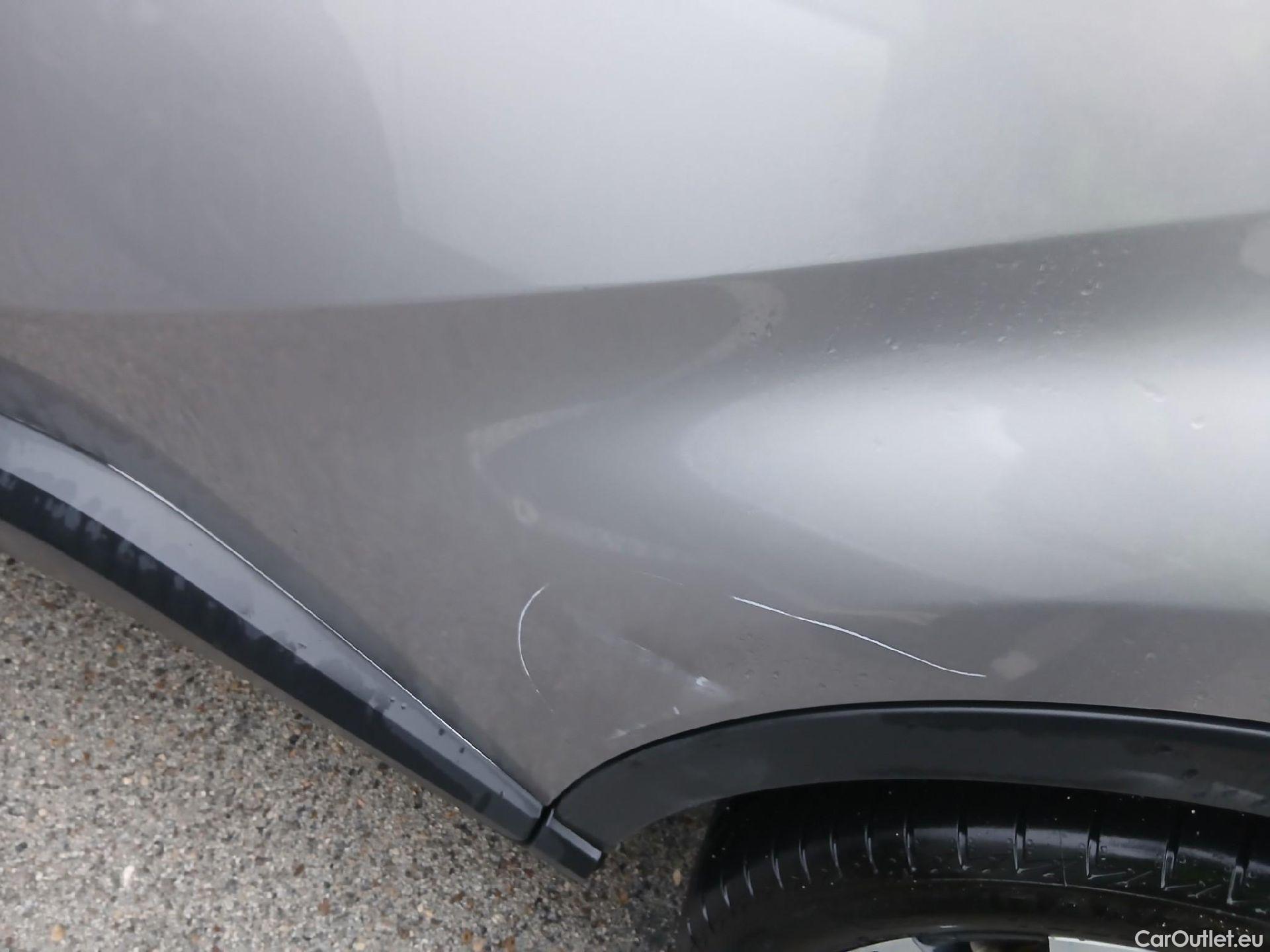  Toyota  C-HR TOYOTA  / 2016 / 5P / todoterreno 1.8 125H Advance (CX) #14