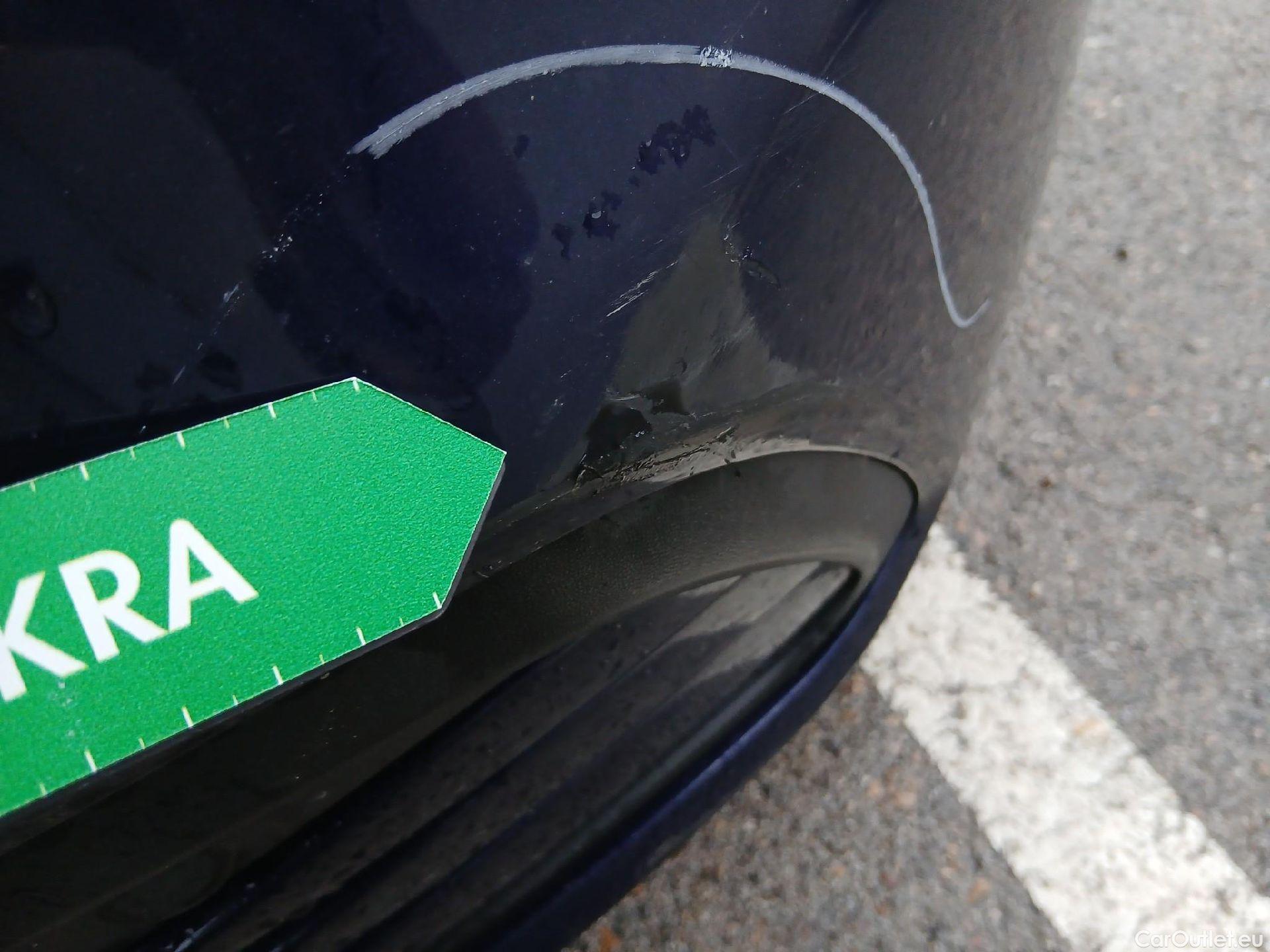  Volkswagen  Golf  VOLKSWAGEN / 2020 / 5P / berlina con portón 2.0 TDI 85kW (115CV) #5