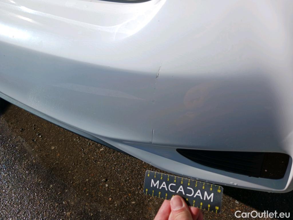  Toyota  Yaris TOYOTA  / 2017 / 5P / berlina con portón 1.5 Hybrid Active #22