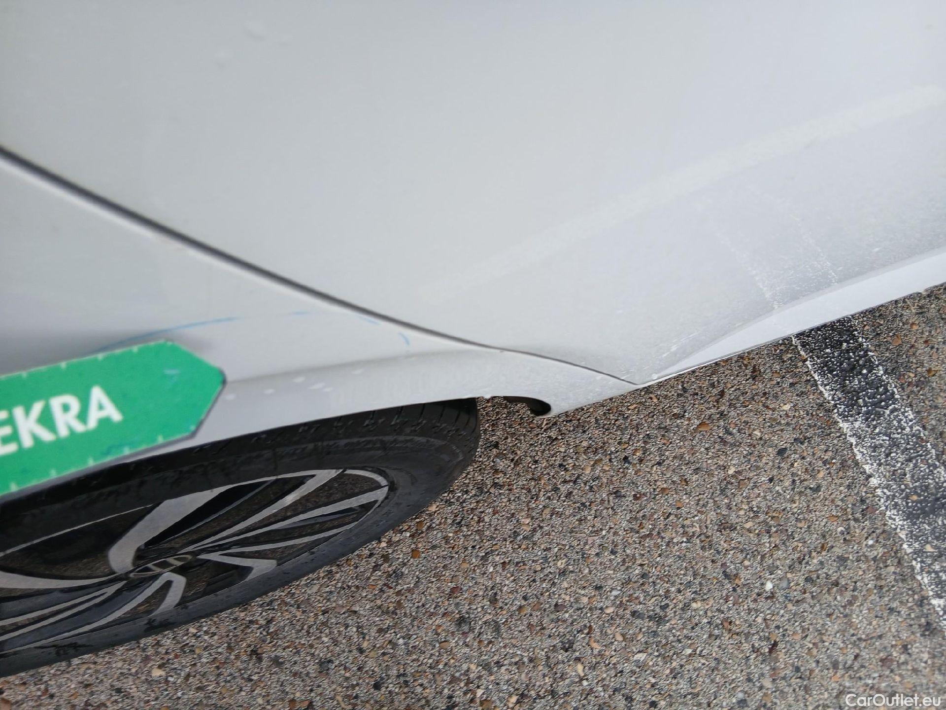  Volkswagen  Polo VOLKSWAGEN  / 2021 / 5P / berlina con portón Life 1.0 TSI 70kW (95CV) #22