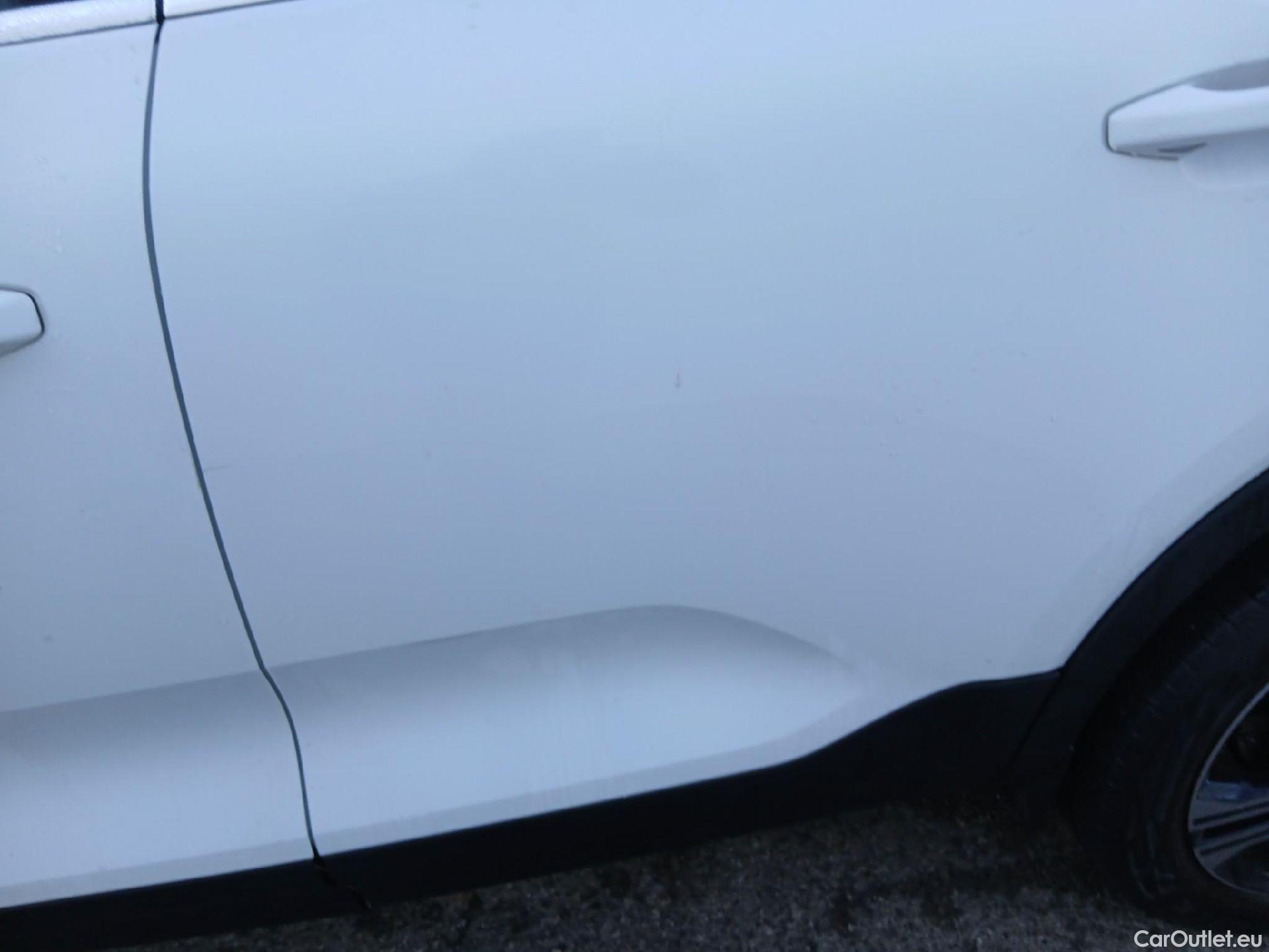  Volvo  XC 40 VOLVO XC40 / 2017 / 5P / todoterreno 1.5 T4 Twin Recharge Inscription Ex Auto #4