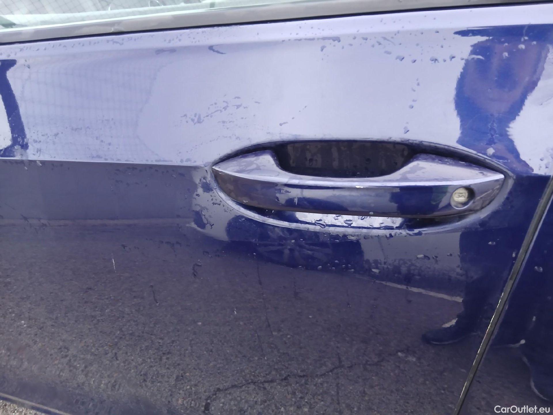  Volkswagen  Golf  VOLKSWAGEN / 2020 / 5P / berlina con portón 2.0 TDI 85kW (115CV) #10