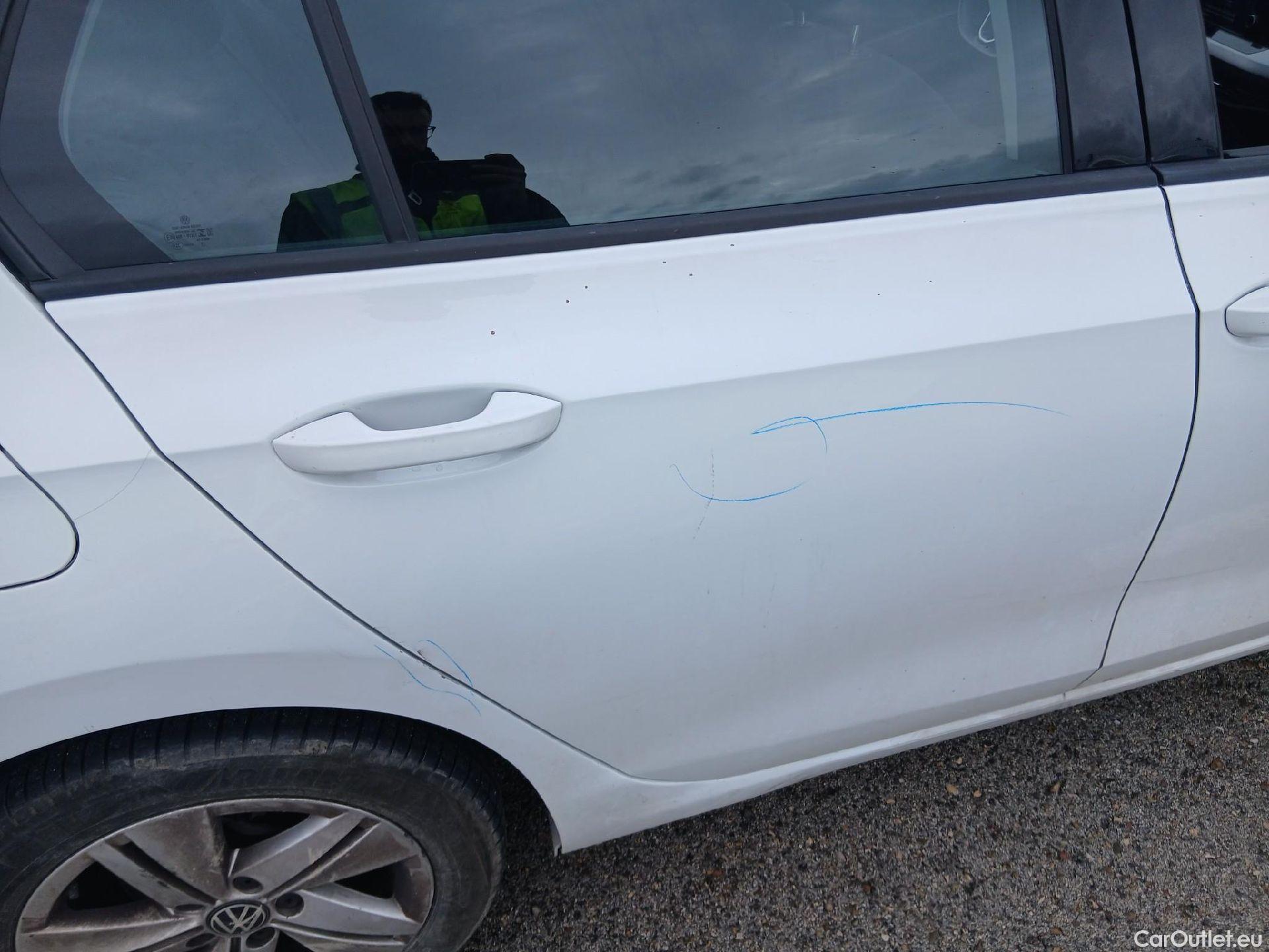  Volkswagen  Golf  VOLKSWAGEN / 2020 / 5P / berlina con portón 2.0 TDI 85kW (115CV) #37