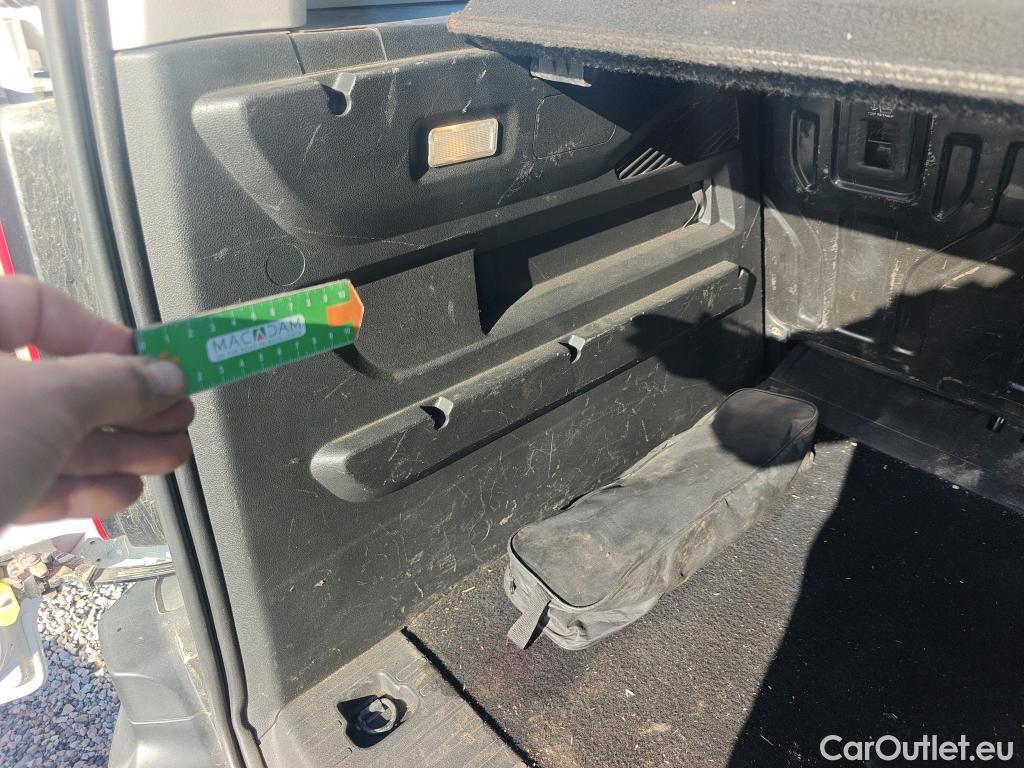  Citroen  Berlingo CITROEN  / 2018 / 4P / monovolumen compacto Talla M BlueHDi 100 S&S LIVE PACK #36