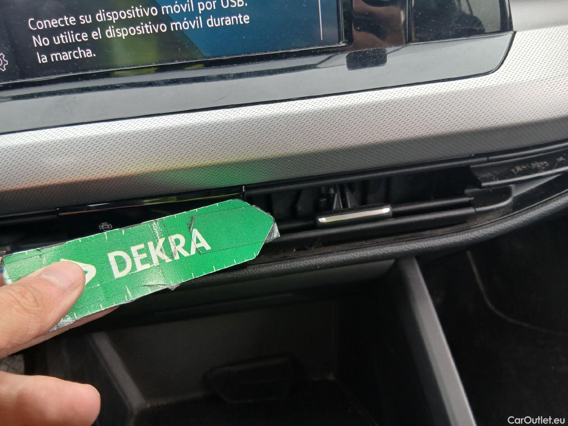  Volkswagen  Golf  VOLKSWAGEN / 2020 / 5P / berlina con portón 2.0 TDI 85kW (115CV) #18