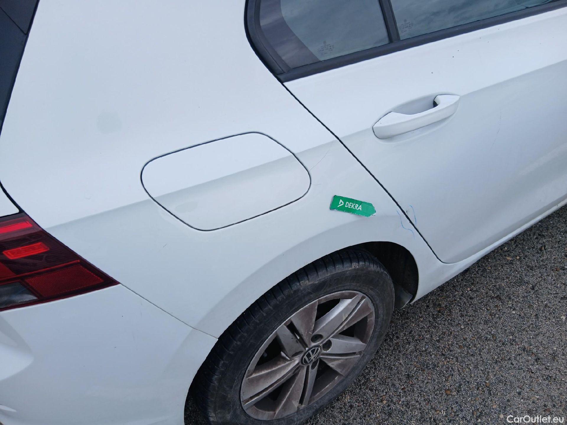  Volkswagen  Golf  VOLKSWAGEN / 2020 / 5P / berlina con portón 2.0 TDI 85kW (115CV) #36