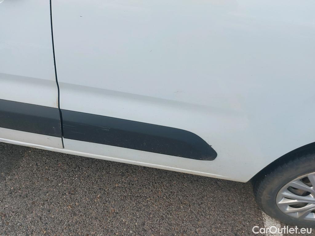  Citroen  Berlingo CITROEN  / 2018 / 4P / monovolumen compacto Talla M BlueHDi 100 S&S LIVE PACK #18